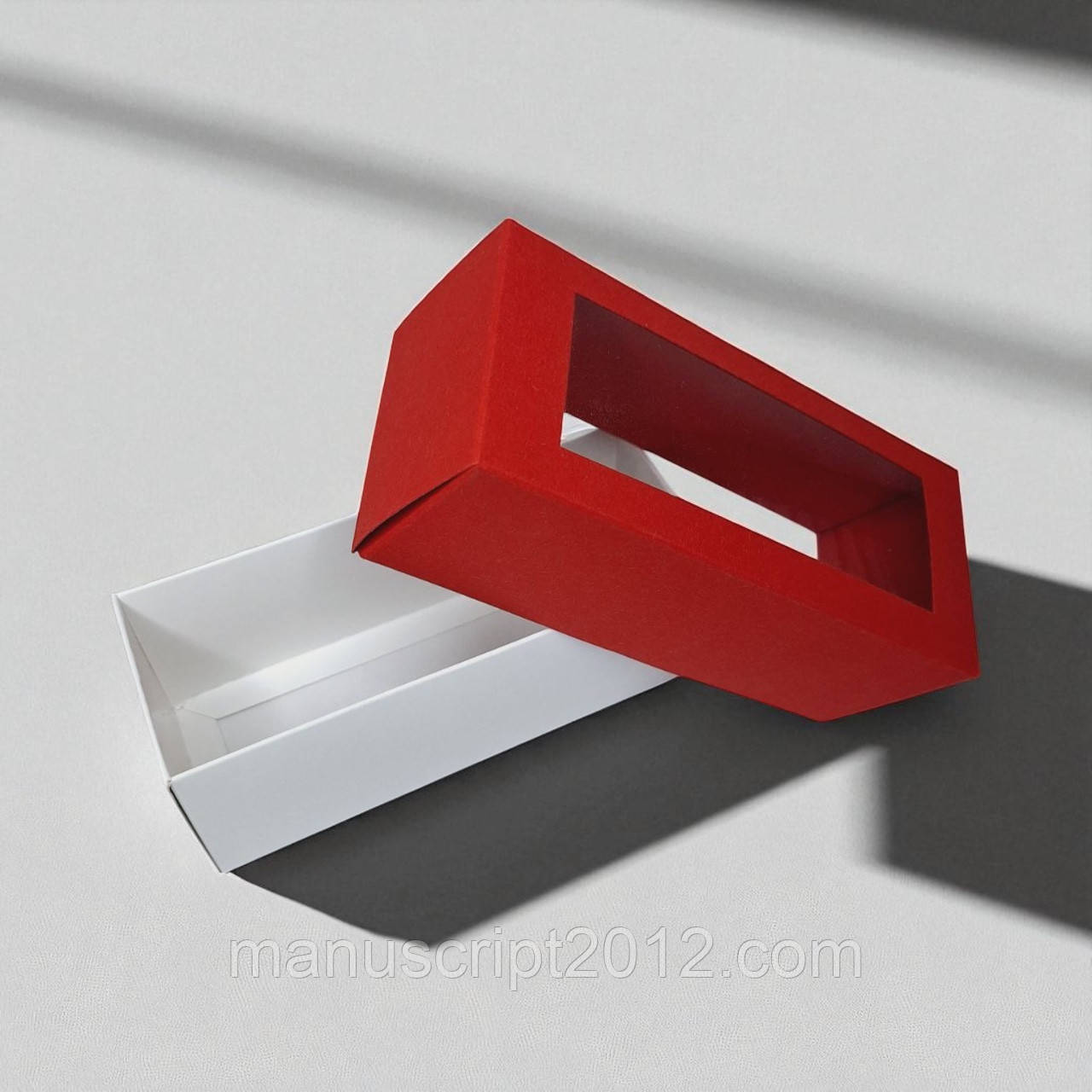 Коробка для макарунс (140х50х55мм.) червона