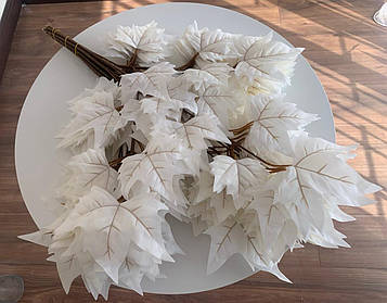 Штучна гілка листя клена Преміум класу айворі, 12 шт. Штучні листи для декору, Листя для декору, Висота 70 см