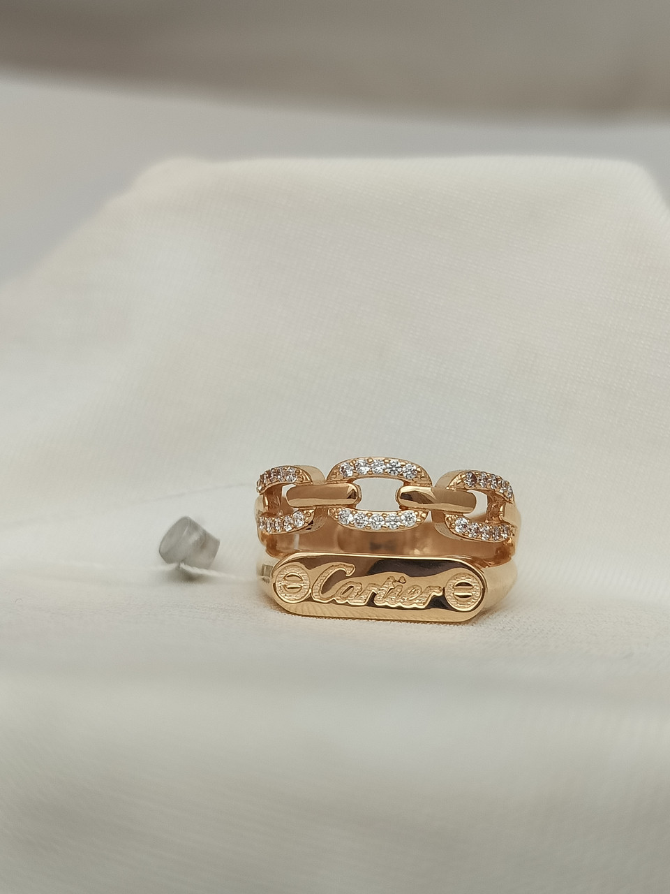 Золота каблучка з цирконієм 585 проби