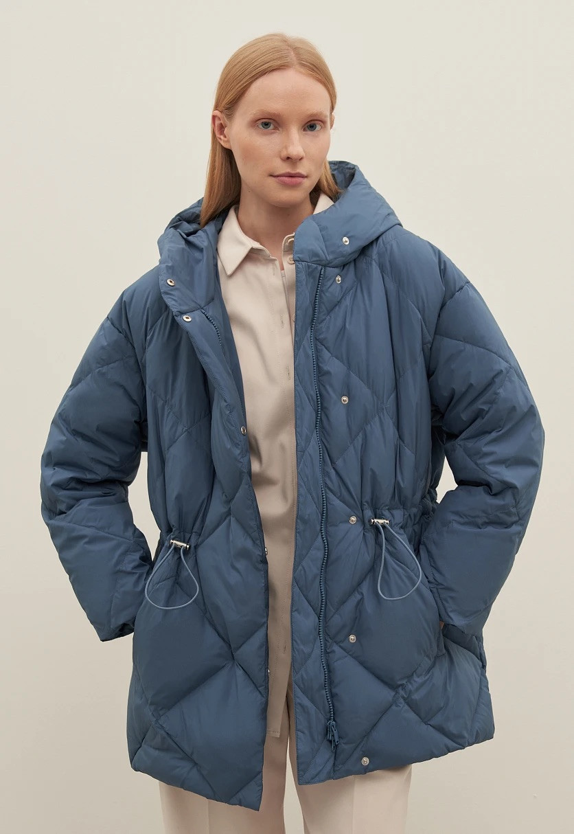 Жіночий стьобаний пуховик oversize Finn Flare FAD110184-105 синій M, фото 1