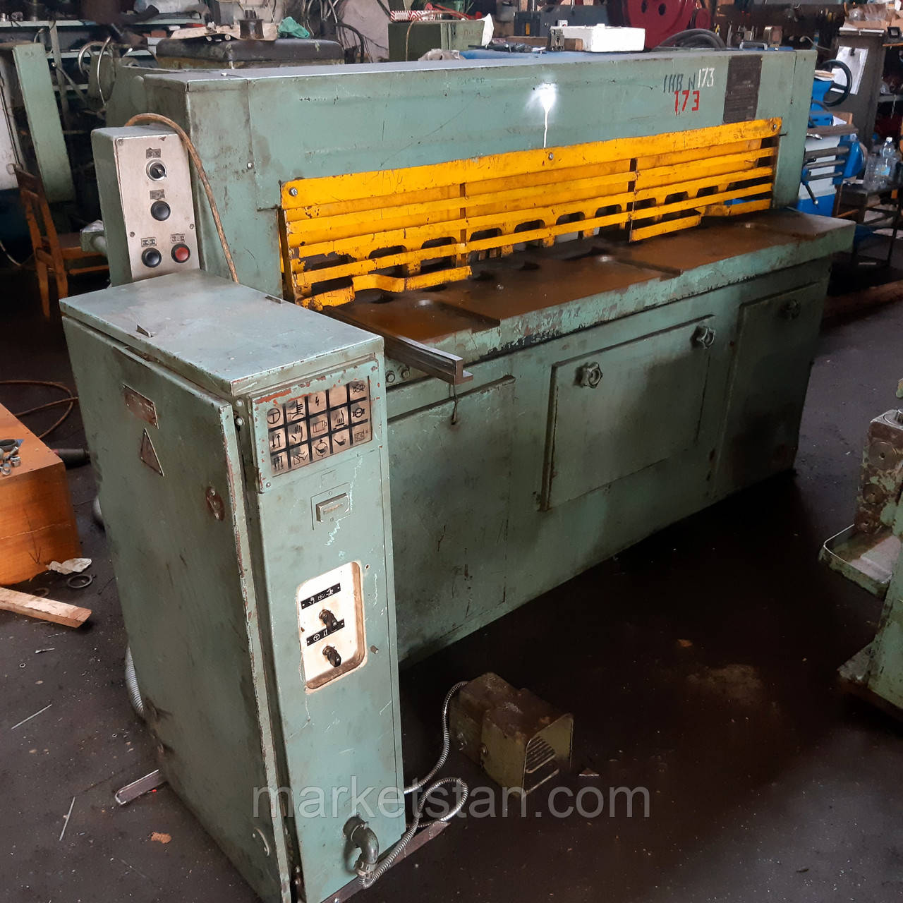 Ножиці гільйотинні НД3314Г 2,5 х 1600 мм, гільйотина, аналог НСМ-2,5