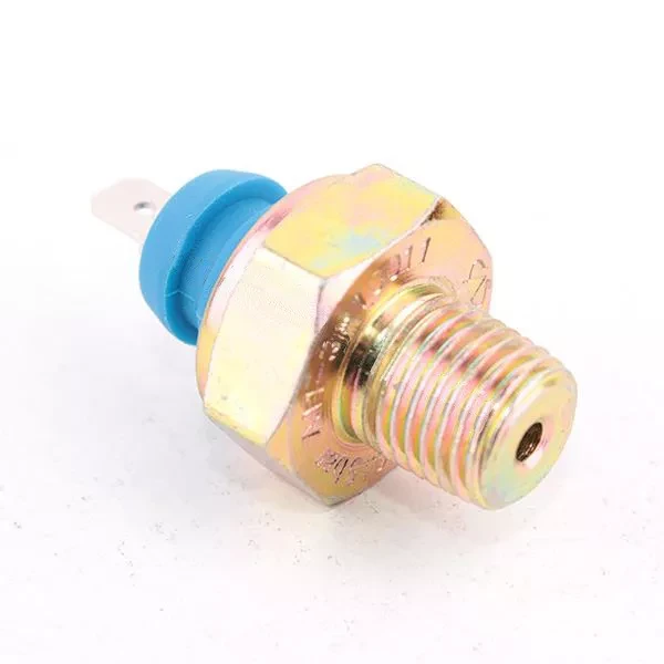 Датчик тиску масла Chery Amulet A11 - A11-3810011