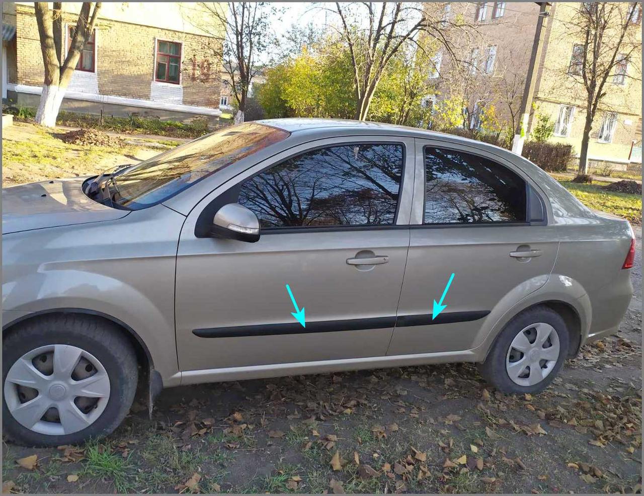 Молдинги на двері для Сhevrolet Aveo T250 седан, ЗАЗ Vida 2006+, фото 1