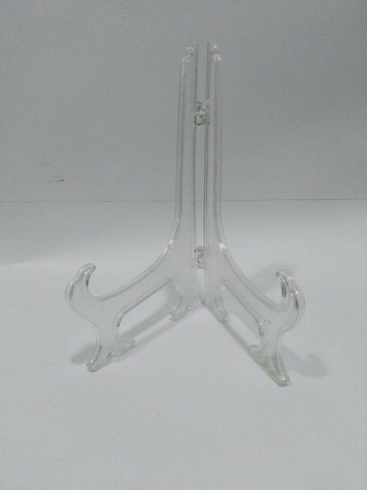 Підставка пластикова під тарілку 13 х 21 см ( шт) Оновлення!