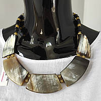 Кольє INDIRA  жіноче коротке з кістки буйвола ручна робота бежеве і чорне