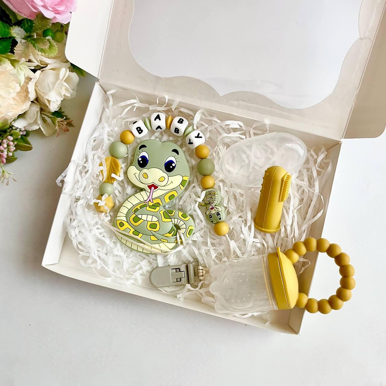 Подарунок для хлопчика, для дівчинки, з іменною гришкою Змія хакі на народження, виписку, хрестини, фото 1