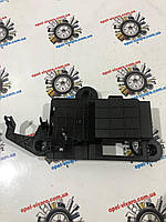 Кронштейн блока керування Audi e-tron 4KL907333 2019- (Ауді е-трон)