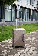 Валіза Wings Dove WN01 середня (M) на 4-х двійних колесах Шампань