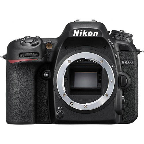 Зеркальный фотоаппарат Nikon D7500 Body (VBA510AE) [83552
