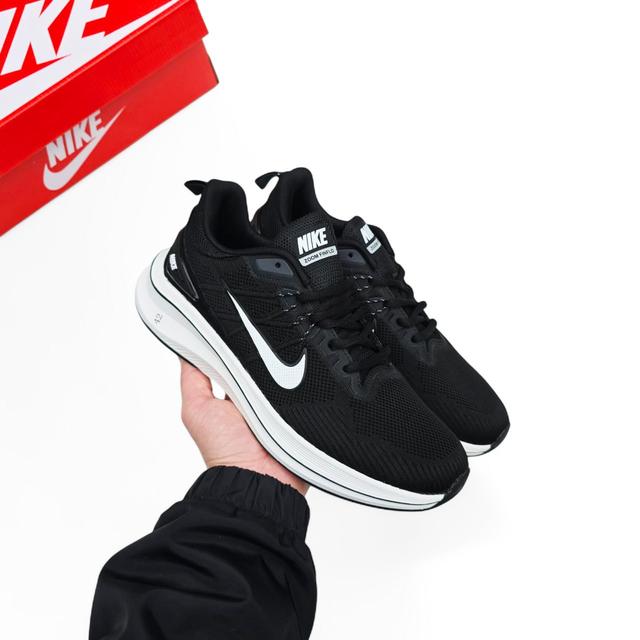 Nike Zoom WinFlo
