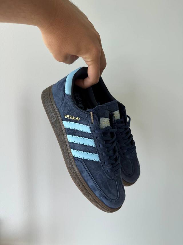 Adidas Spezial blue