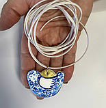 Прикраса - підвіска ручної роботи з полімерної глини. Кулон «Вишита пташка», фото 3