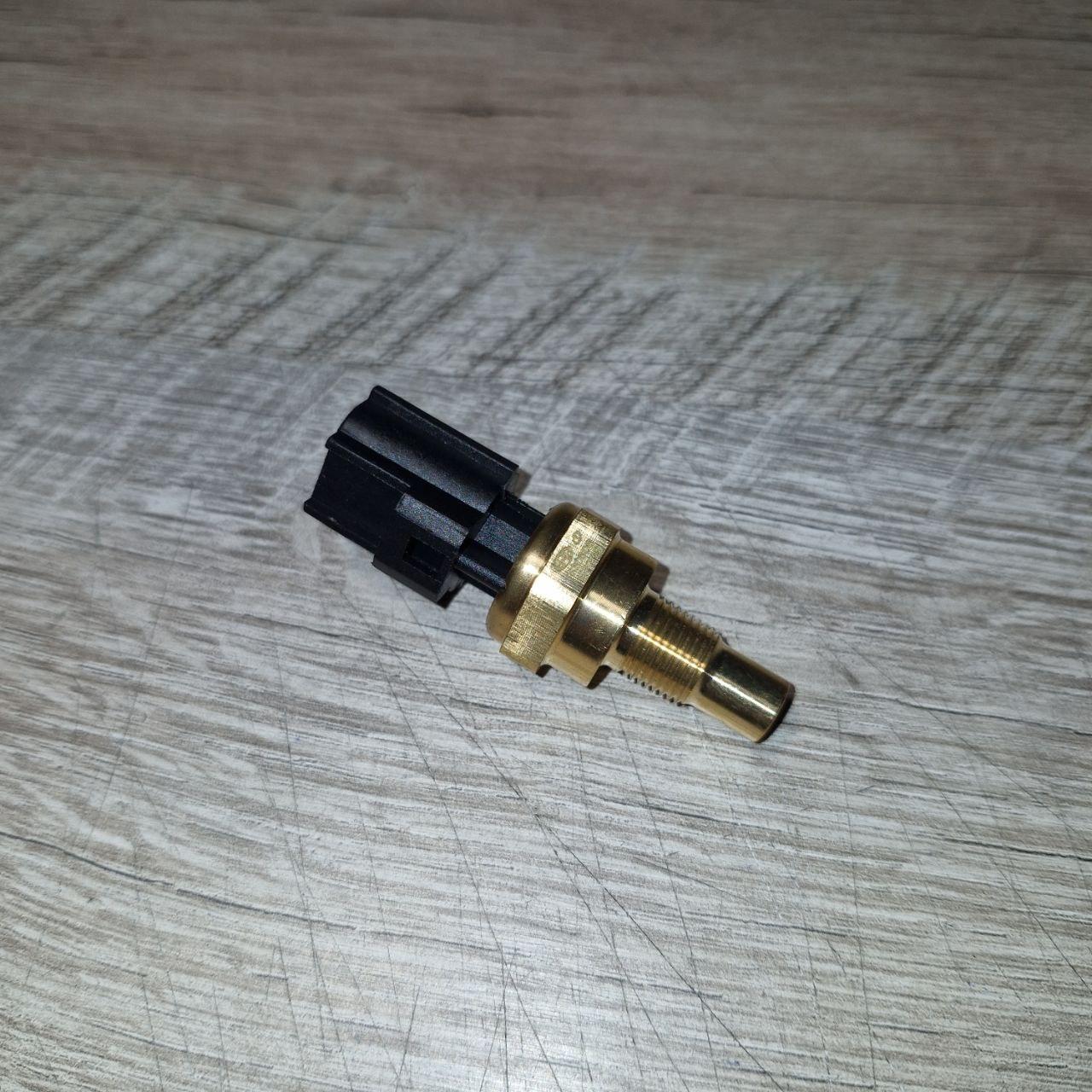 Датчик температури охолоджувальної рідини ERA 330606 FORD MONDEO 93->