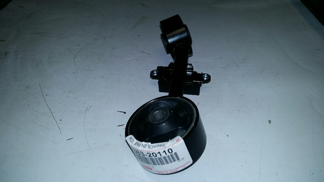 Подушка двигателя прав. верх. RX330/350 3MZFE 03-*