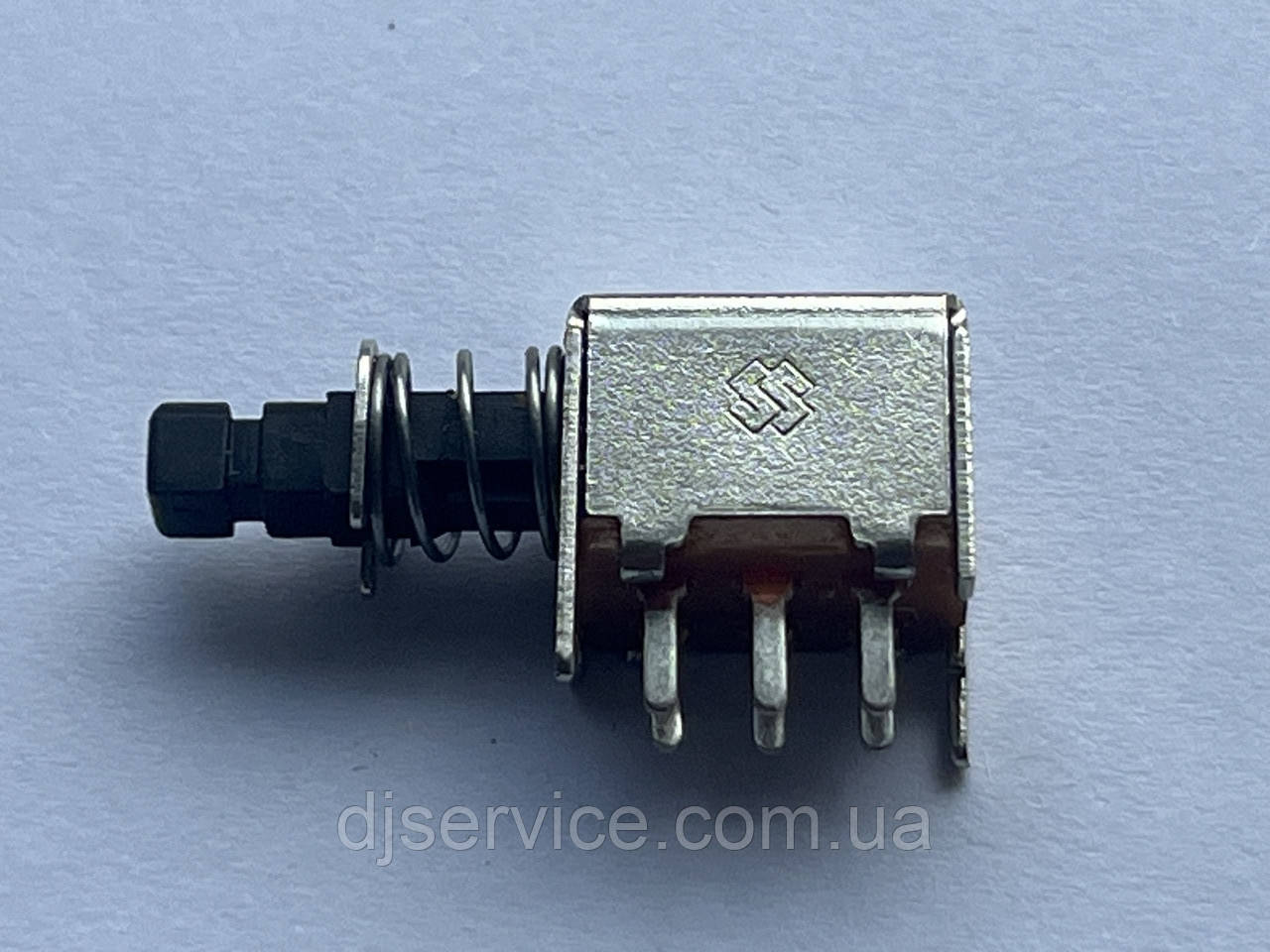 Кнопка з фіксацією SEIKO AL6824 для пультів Allen & Heath ZED-R16, фото 1
