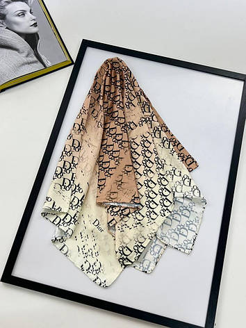 Шовкова брендова хустка Christian Dior 90*90 см градиент молочний/бежевий ручна обробка краю, фото 1