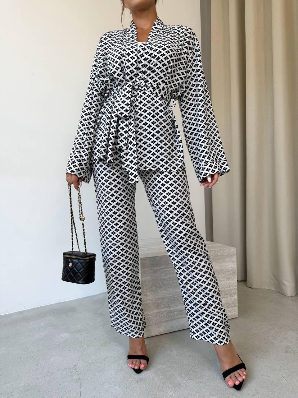 Жіночий прогулянковий костюм штанами прямого крою та кардиганом на запах (р. 42-52) 2KO3865, фото 1