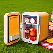 Міні-холодильник на 5 літрів з магнітними дверцятами та полицями Car refrigerator, фото 9