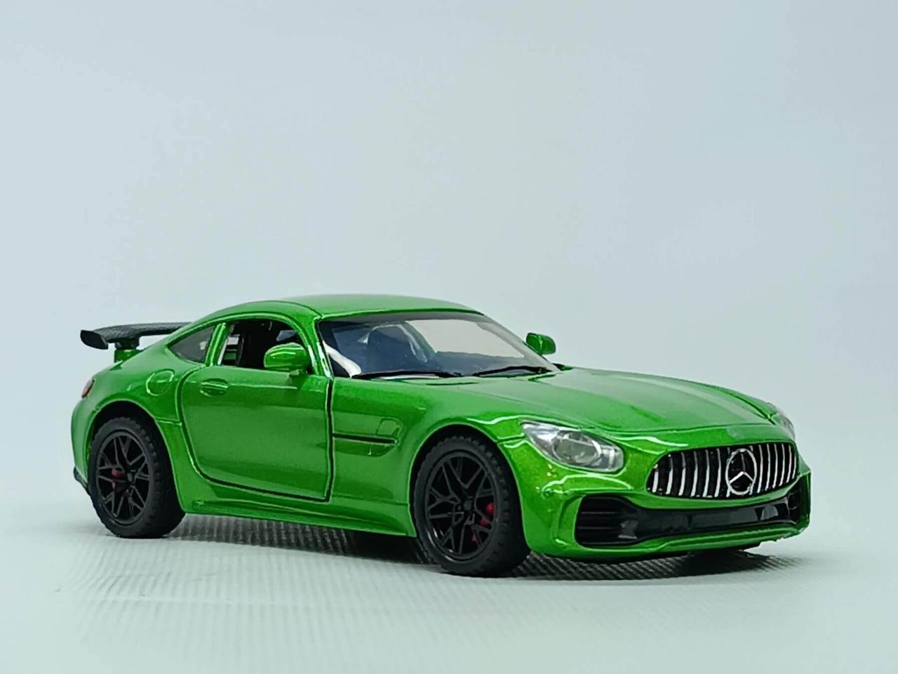 Машинка Mercedes-AMG GT R 1:32 — метал, світло, звук, відчиняються двері, капот, багажник, арт. LF-53972/3-green, фото 1