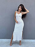 Жіноче максі плаття на тонких бретелях по фігурі з розрізами на спідниці (р. 42-46) 9036070, фото 2