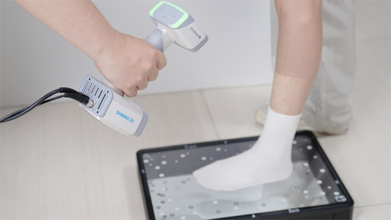 3Д-сканер SHINING 3D Einscan H2 + ПО