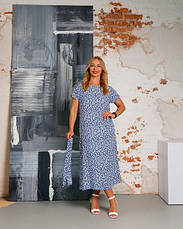 Жіноча сукня зі штапеля «Кіра» світло-синього кольору з квітковим принтом розміри від 44 по 54, фото 5