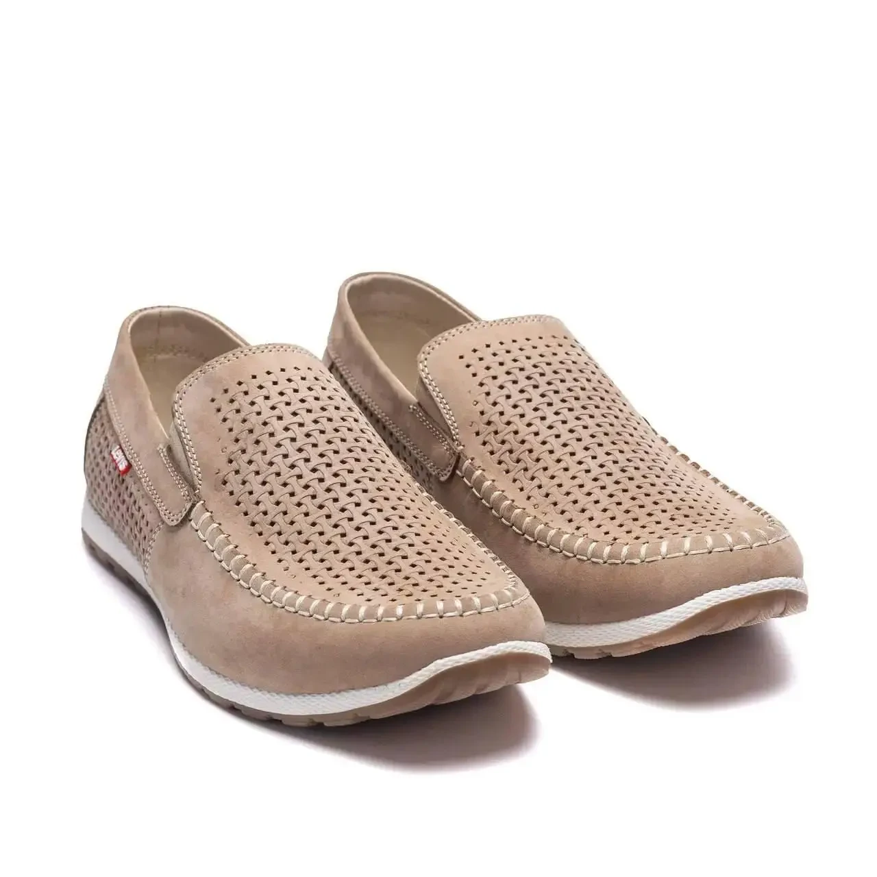 Чоловічі шкіряні мокасини літні LV Dark Beige — нубук, перфорація, бежеві, фото 1