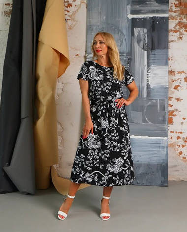 Жіноча сукня зі штапеля «Кіра» чорного кольору з квітковим принтом розміри від 44 по 58, фото 1