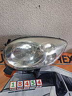 8111500H80 89032402 фара передня ліва Citroen C1 (2005-2014)