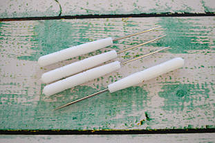 Шило із пластиковою ручкою 14см