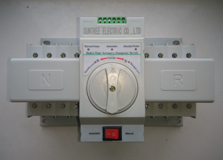 Реверсивний рубильник з моторним приводом Suntree ATS SQ3W-63A 4P AC230V I-0-II, фото 1