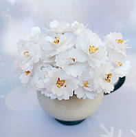 Квіти з вафельного паперу білі Набір 30 штук Прикраса на торт Вафельний декор