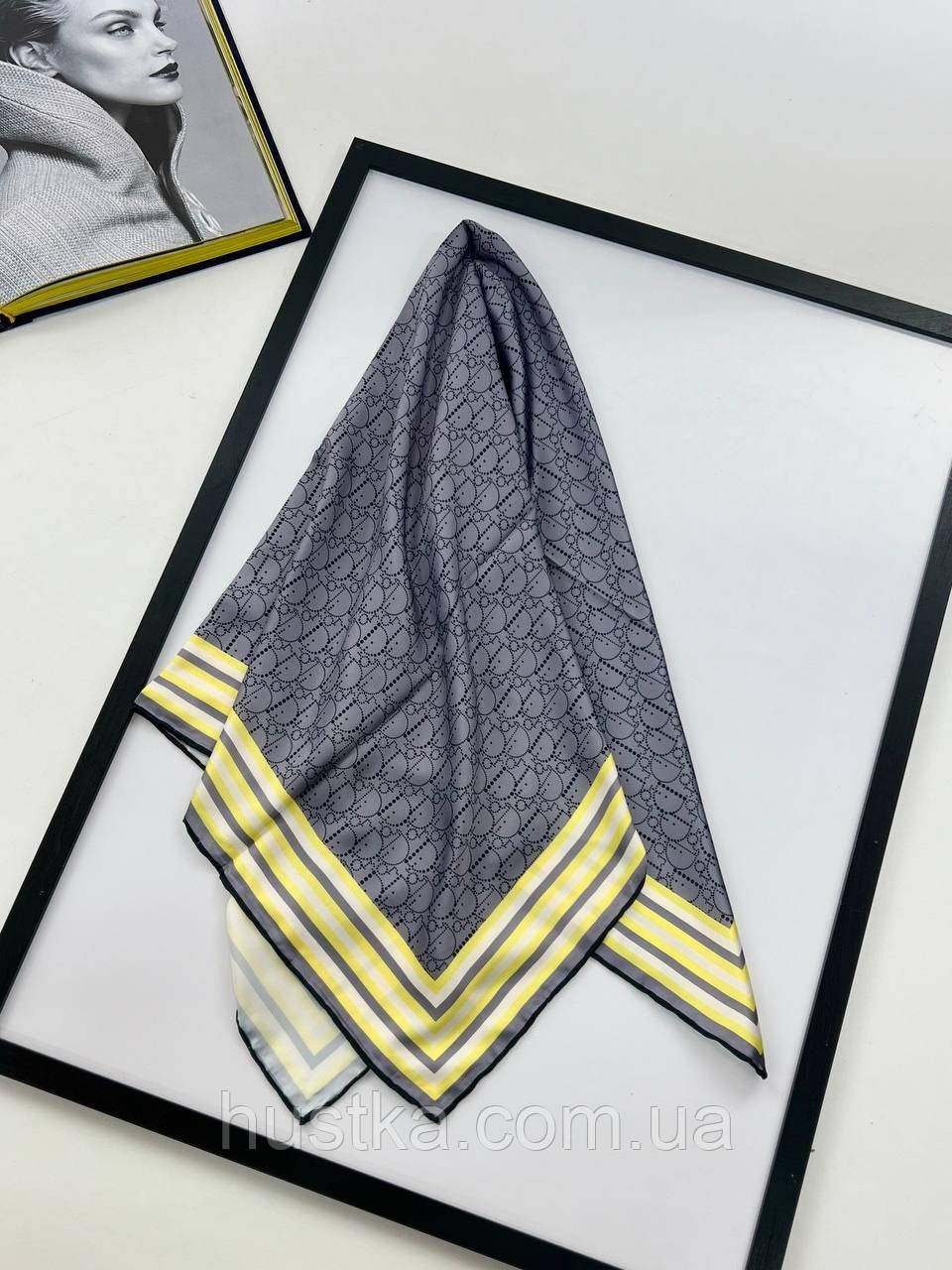 Шовкова брендова хустка Dior 90*90 см сірий ручна обробка краю