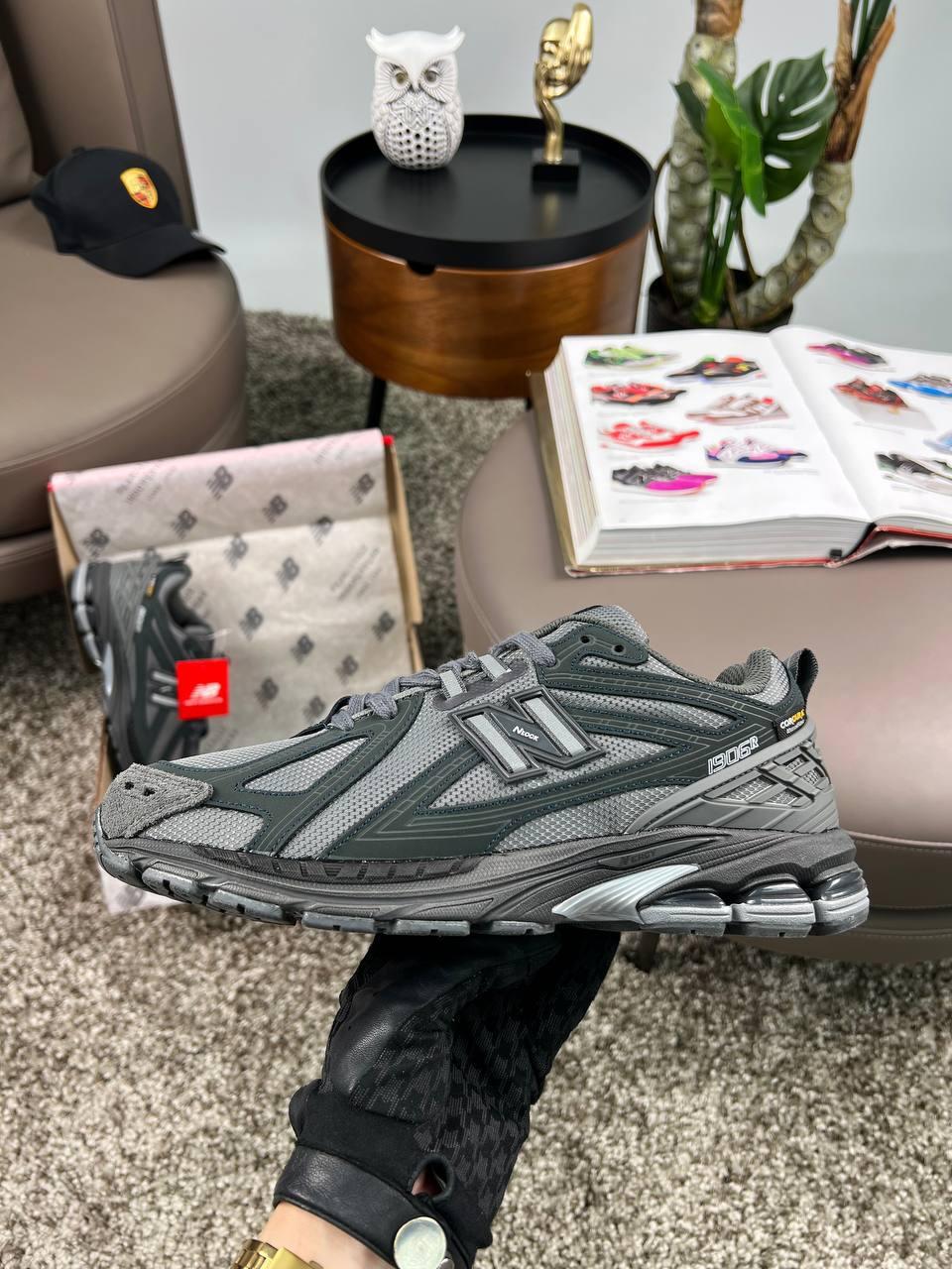 Чоловічі кросівки шкіра текстиль New Balance 1906R Cordura Dark Grey Black, кеди Нью Беланс сірі. Чоловіче взуття