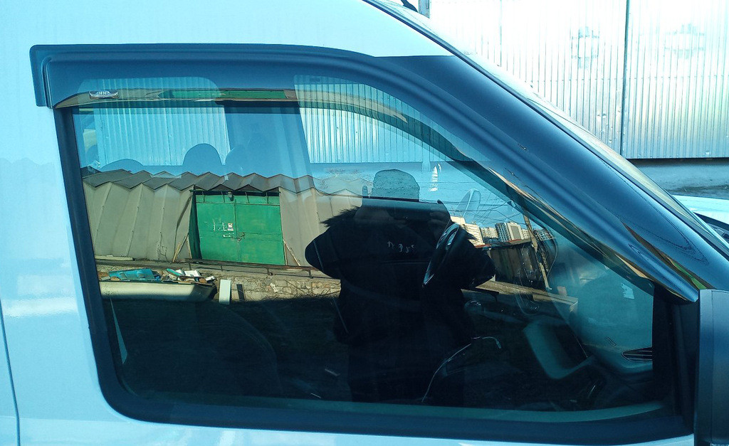 Вітровики (2 шт, HIC) для Fiat Doblo II 2010-2022 рр, фото 1