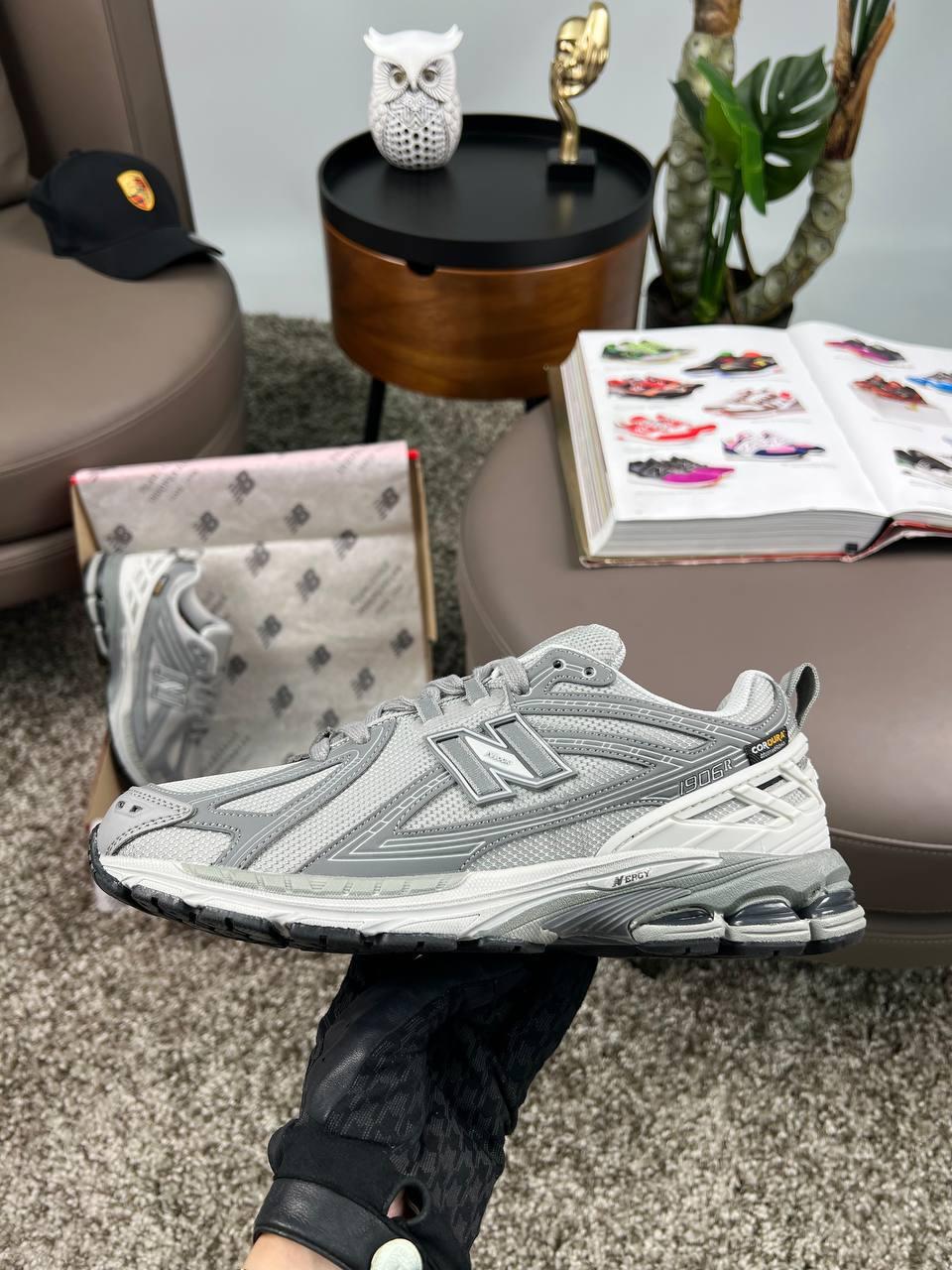 Чоловічі кросівки шкіра текстиль New Balance 1906R Cordura Light Grey, кеди Нью Беланс сірі. Чоловіче взуття