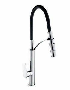 Змішувач для кухні TOPAZ ZARA-TZ08402-H18 з гнучким виливом, лійка-душ