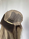 Перука натуральна блонд із затемненим корінням, пряме рівне волосся із сіткою на маківці без чубчика, фото 9