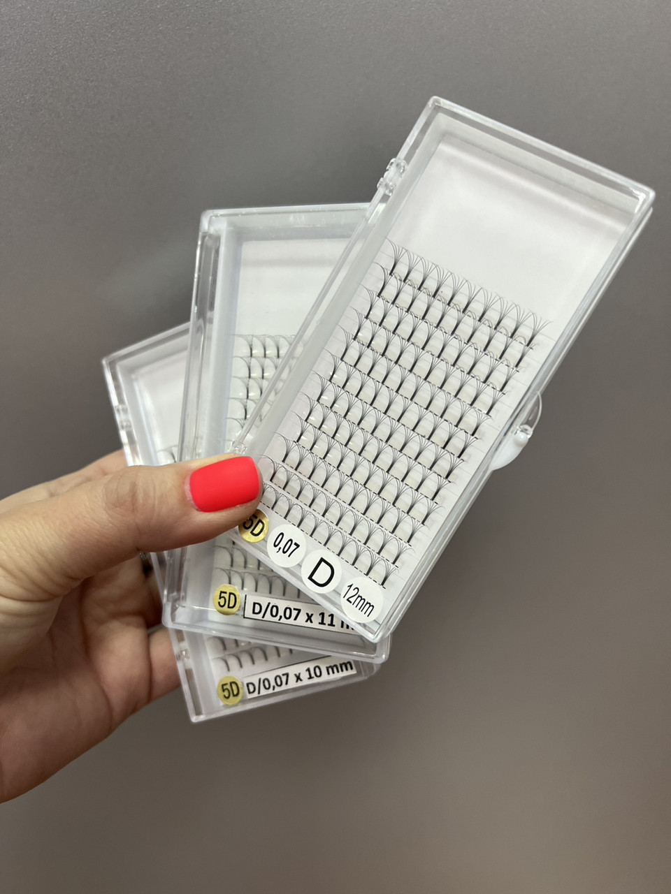 Готові пучки вій 5D, D/0,07 — 10,11, 12 мм (3 палетки)
