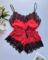 Червона піжама з мереживом, комплект майка та шорти.