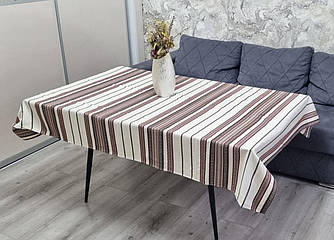 Скатертина з українським орнаментом | Стиль і традиція