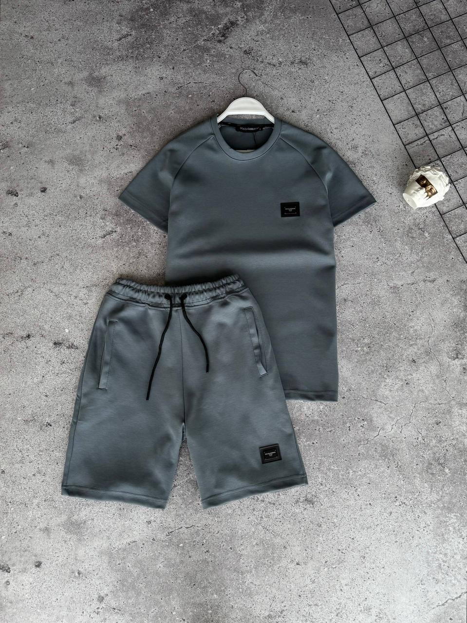 Чоловічий літній костюм футболка та шорти Dolce&Gabbana M2580 сірий, фото 1