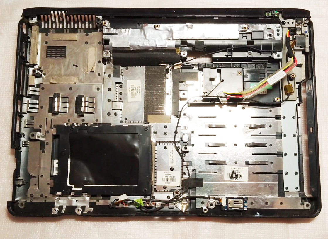 Піддон HP Pavilion DV2500 з коннектором живлення, фото 1