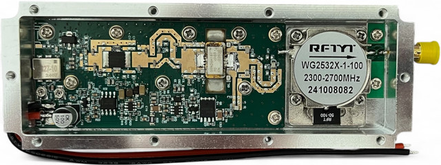 Плата підсилювача Titan-GaN 50 Вт 2550–2700 МГц із GaN-каскадом та циркулятором 150 Вт