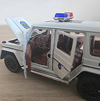 Машина металева Поліція Гелендваген 1:32 звук світло інерція відкр двері 17*6*7см (41393), фото 6