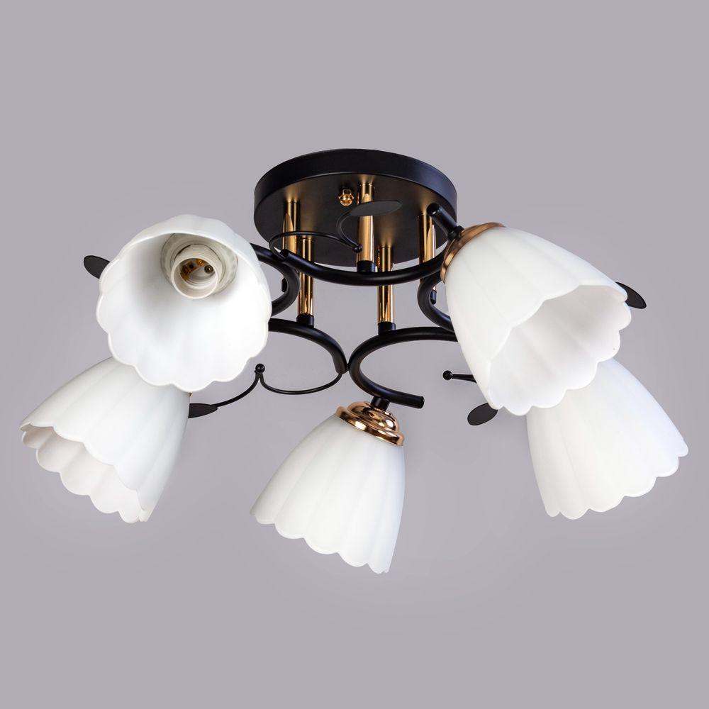 Люстра стельова класична на 5 плафонів під лампу Е27 IP20