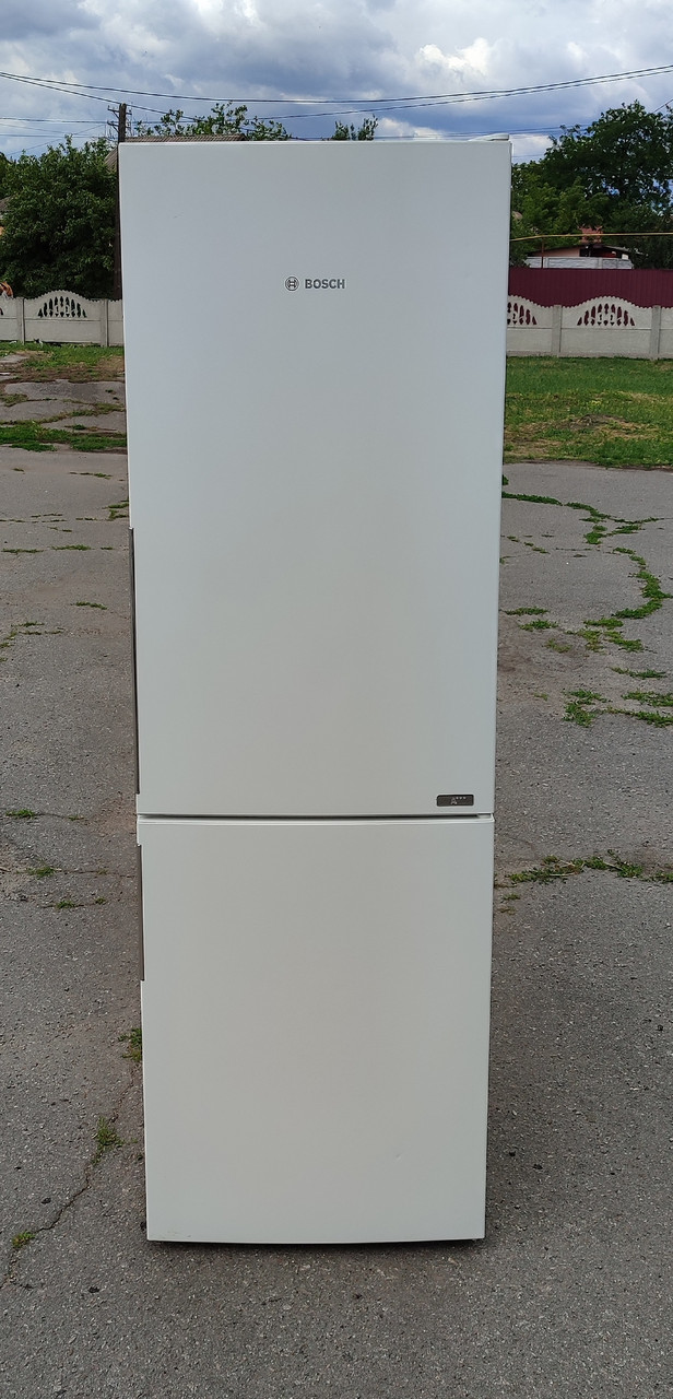 Стильний сенсорний 300-літровий холодильник бу Bosch KGE36AW41 No-Frost з Німеччини з гарантією, фото 1