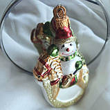 Сувенір новорічна іграшка зі скла, подарунок "Сніговик на конику", фото 2
