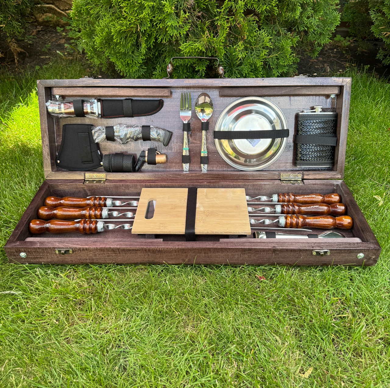 Подарунковий набір для пікніка Компакт ручної роботи (шампура та аксесуари). Набір для приготування шашлику.