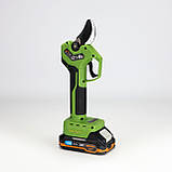 Безщітковий акумуляторний секатор Procraft ES32Li з екраном (35 мм, 20В, 2 Аг, 1 Акб, кейс) Садовий секатор Прокрафт, фото 2